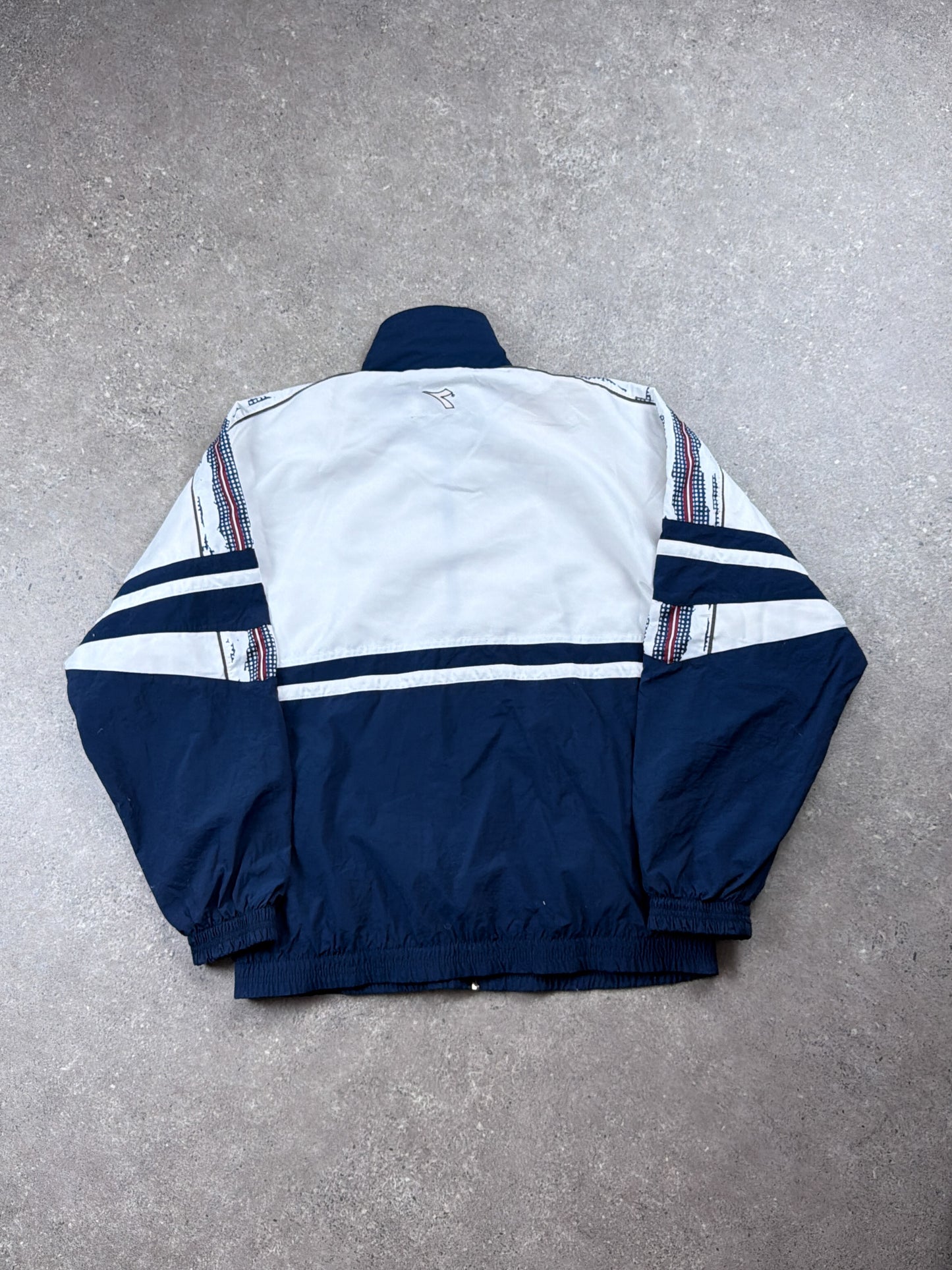 Diadora