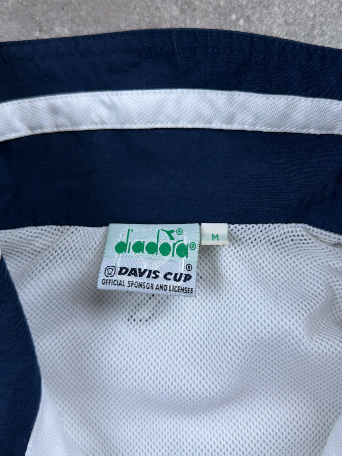 Diadora